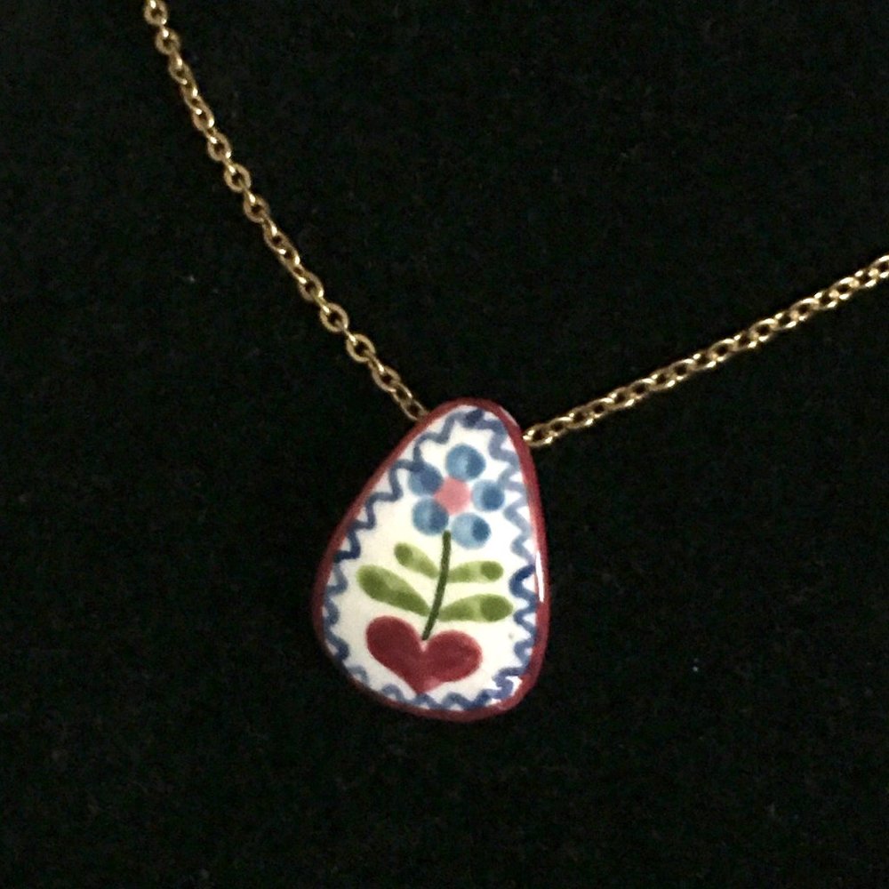 Hand painted ceramic pendant 18”chain.